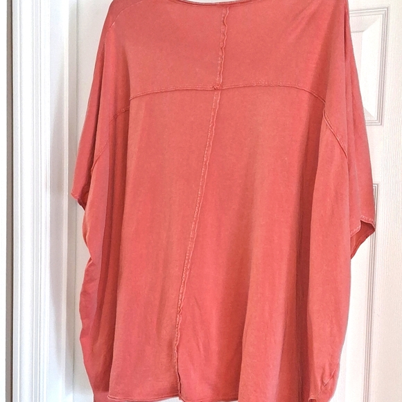 Easel Drop Shoulder Raw Edged T-shirt - Picture 5 of 12